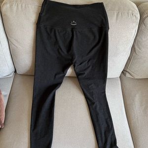 Beyond Yoga Spacedye At Your Leisure High Waisted Midi Leggins in Black